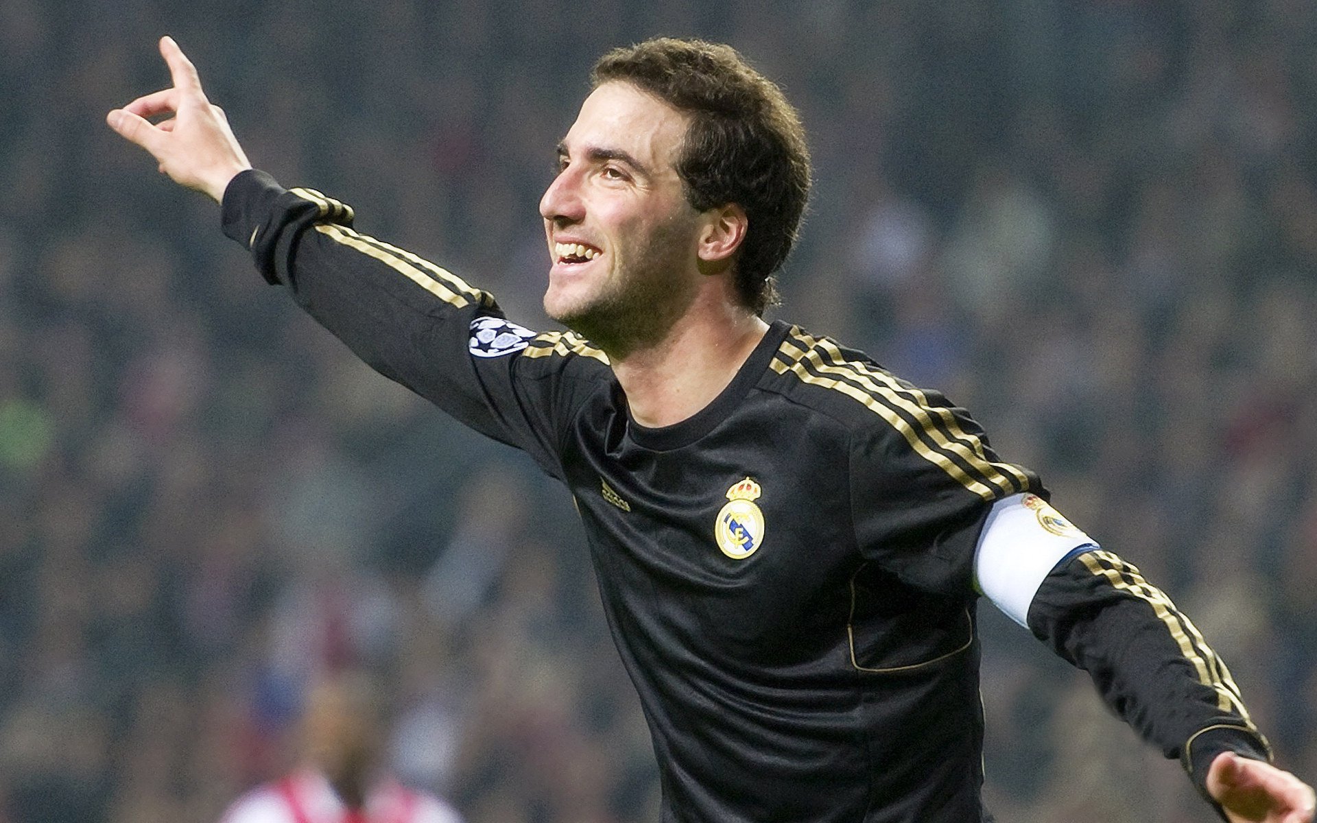 勇士队全队齐心,誓构筑王朝